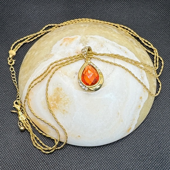 Avon Jewelry - Avon President's Recognition Achievement Necklace Honor Society 2007